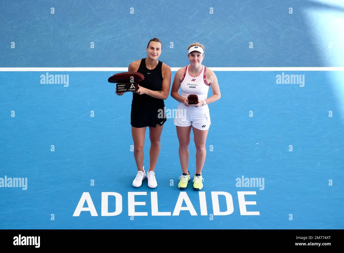 Adélaïde, Australie, 8 janvier 2023. Aryna Sabalenka, du Bélarus, célèbre la victoire du match international de tennis d'Adélaïde entre Aryna Sabalenka, du Bélarus, et Linda Noskova, de la République tchèque, sur la route Memorial de 08 janvier 2023, à Adélaïde, en Australie. Crédit : Peter Mundy/Speed Media/Alay Live News Banque D'Images