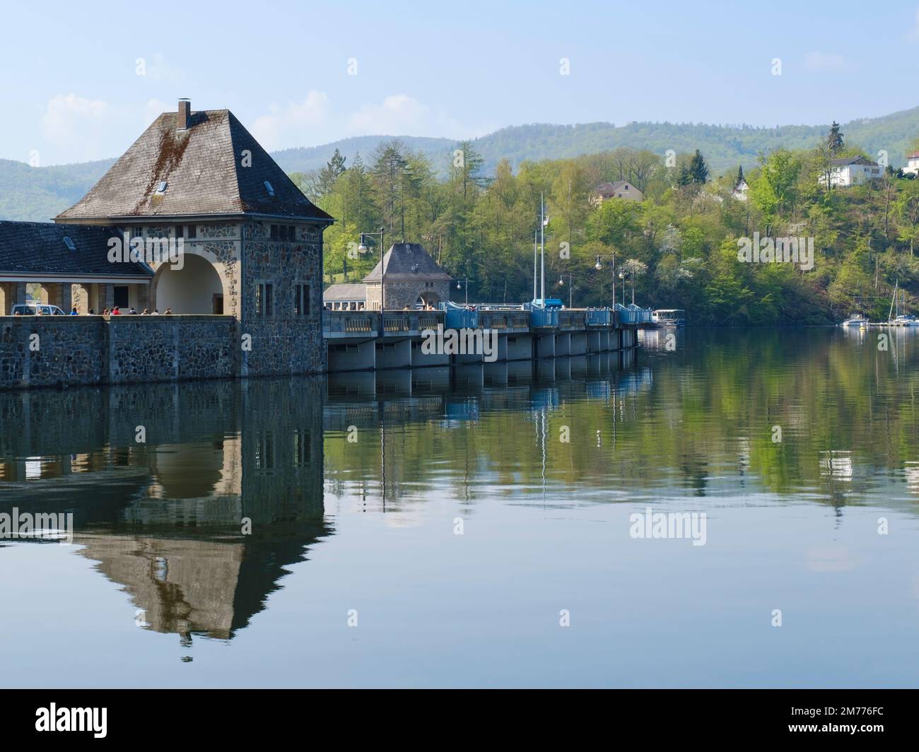 Barrage de barrage au lac Edersee, Vallée d'Edertal, Hesse, Allemagne, Europe Banque D'Images