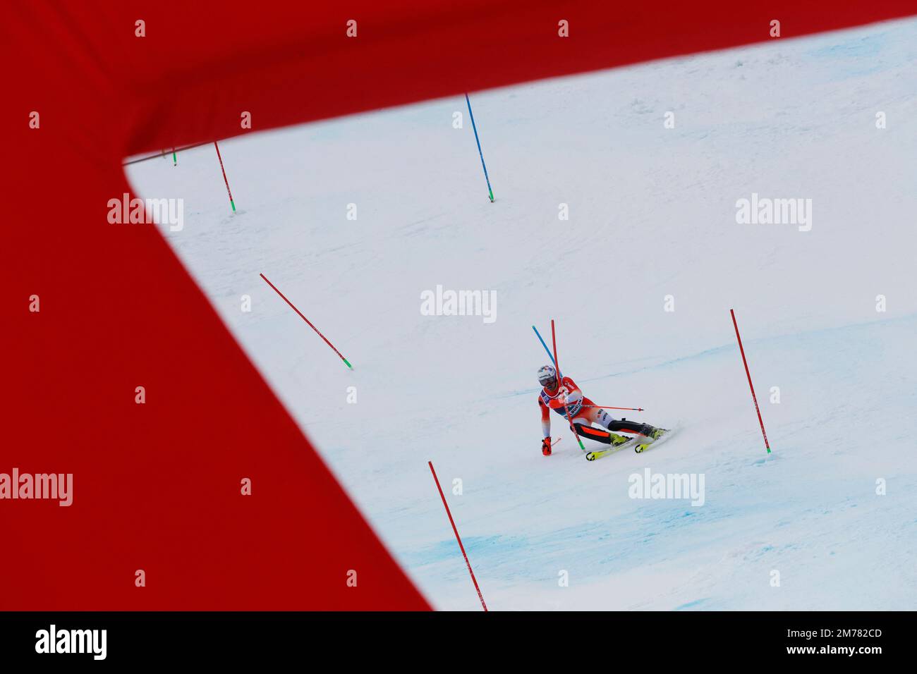 Ski alpin - FIS coupe du monde de ski alpin - Slalom masculin - Adelboden, Suisse - 8 janvier 2023 Suisse Daniel Yule en action REUTERS/Stefan Wermuth Banque D'Images