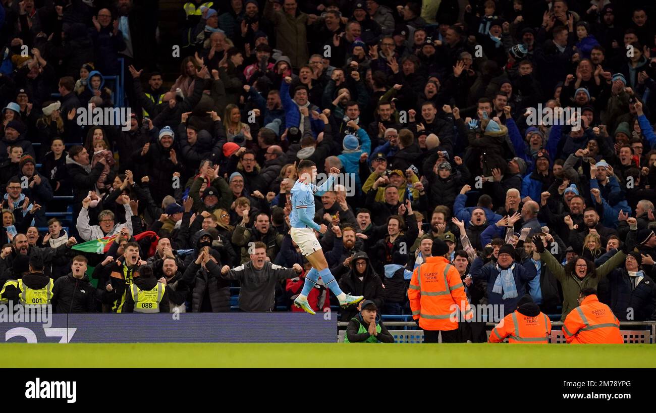 Phil Foden, de Manchester City, célèbre le troisième but de son équipe