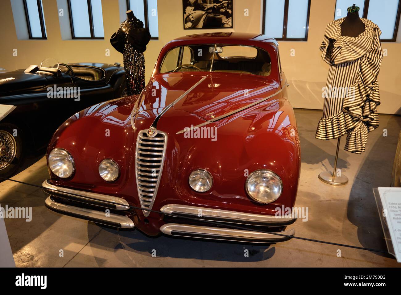 1948 Alfa Romeo 6c 2500 Sport au musée de l'automobile de Malaga, Espagne. Banque D'Images