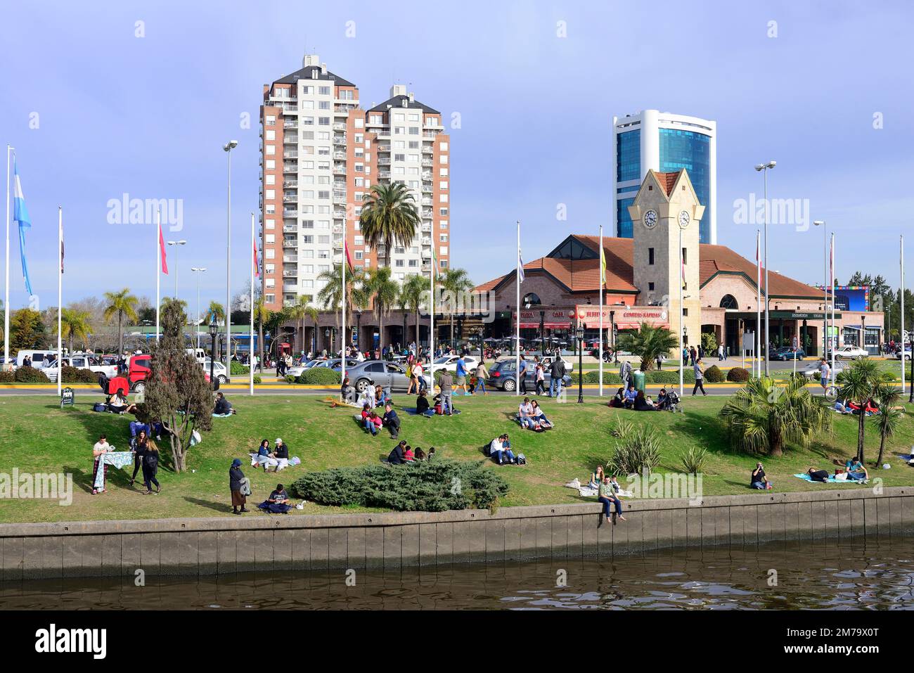 Sur les rives du Rio Lujan, Tigre, province de Buenos Aires, Argentine Banque D'Images