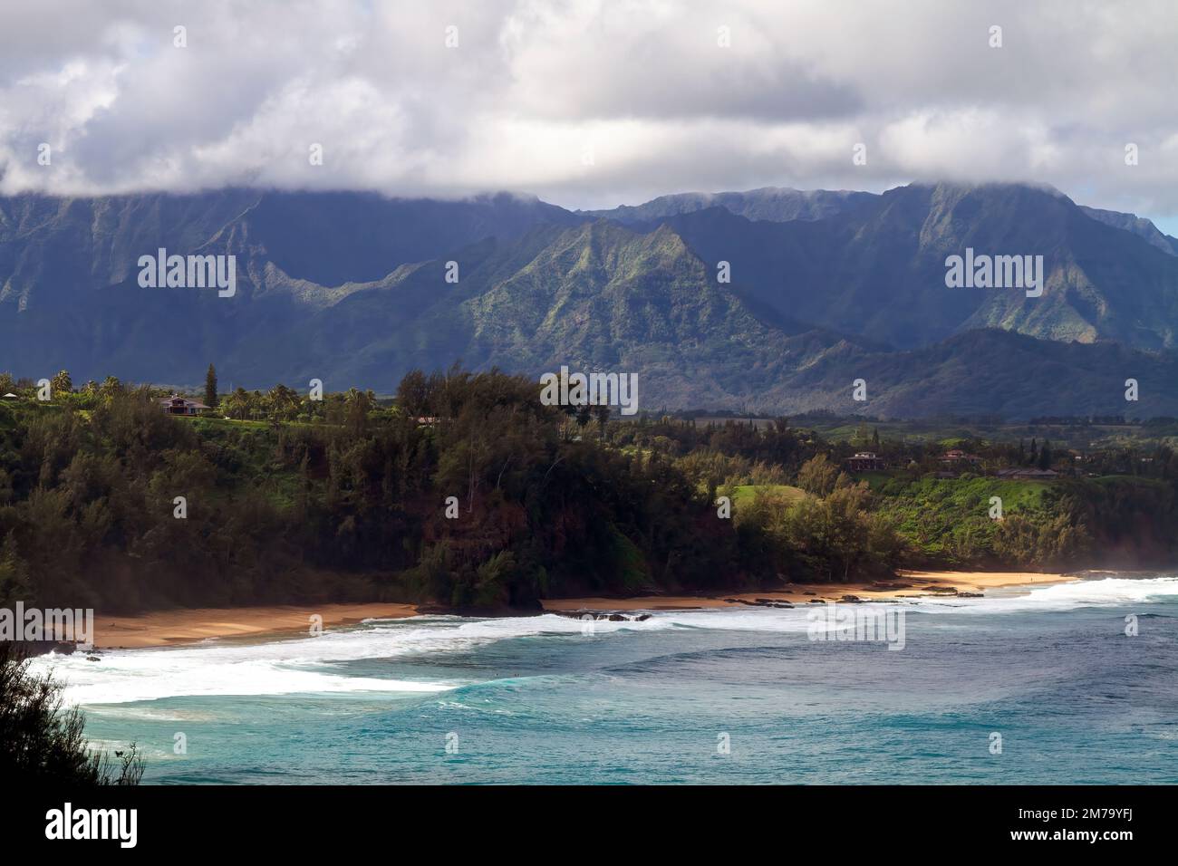 Belles vues sur la côte nord sur l'île de Kauai, Hawaï, USA. Banque D'Images