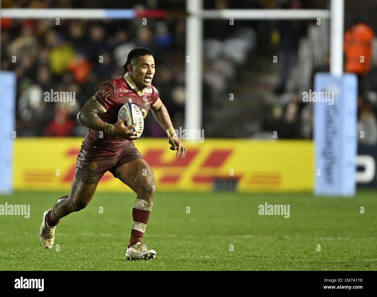 Twickenham, Royaume-Uni. 08th janvier 2023. Rugby, premier ministre. Harlequins V sale Sharks. La fonction Stiop. Twickenham. Manu Tuilagi (Vente) pendant le Harlequins V Vente Sharks Gallagher Premiership rugby match. Credit: Sport en images/Alamy Live News Banque D'Images