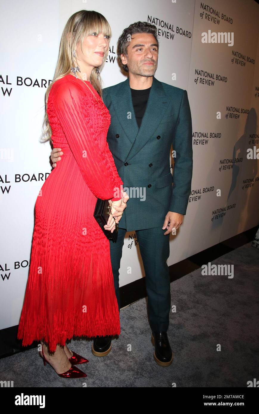 New York, NY, États-Unis. 8th janvier 2023. Elvira Lind et Oscar Isaac au Gala des prix du Conseil national de révision à Cipriani à New York, sur 8 janvier 2023. Crédit : RW/Media Punch/Alamy Live News Banque D'Images
