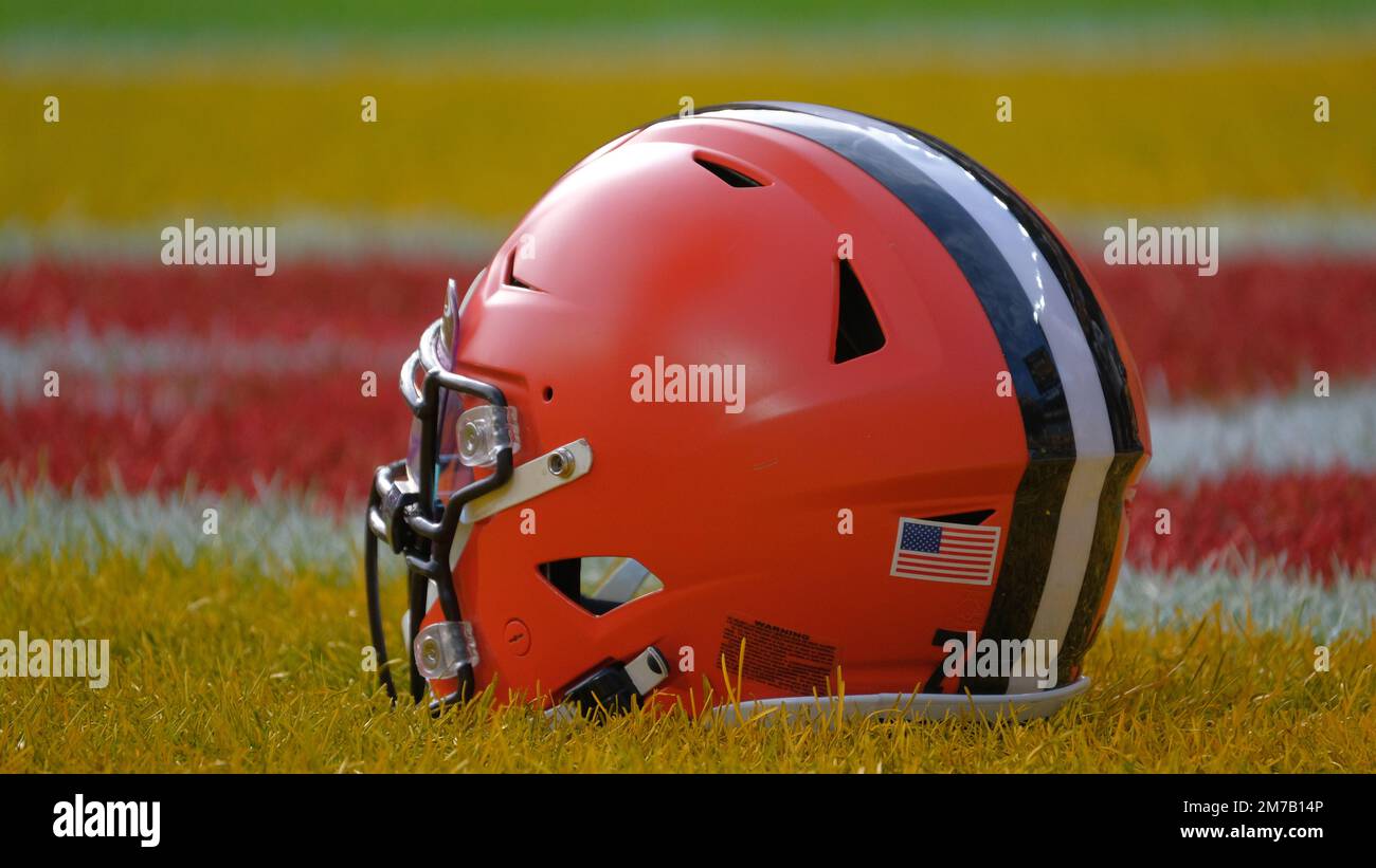 Pittsburgh, PA, USA. 8th Jan, 2023. Denzel Ward #21 during the Steelers vs Browns  game in Pittsburgh, PA. Jason Pohuski/CSM/Alamy Live News Stock Photo -  Alamy