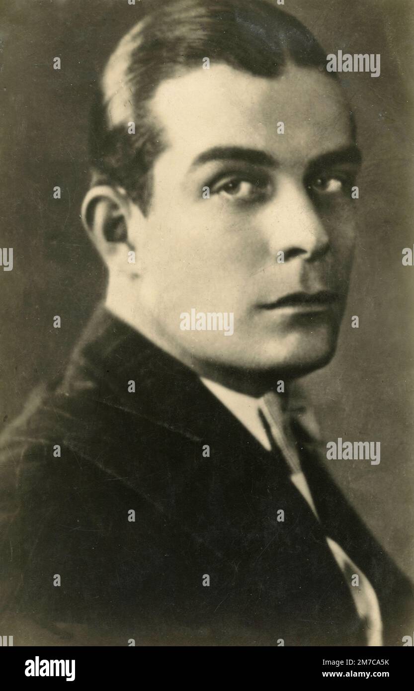 Portrait de l'acteur de cinéma muet américain Earle Fox, 1920s Banque D'Images