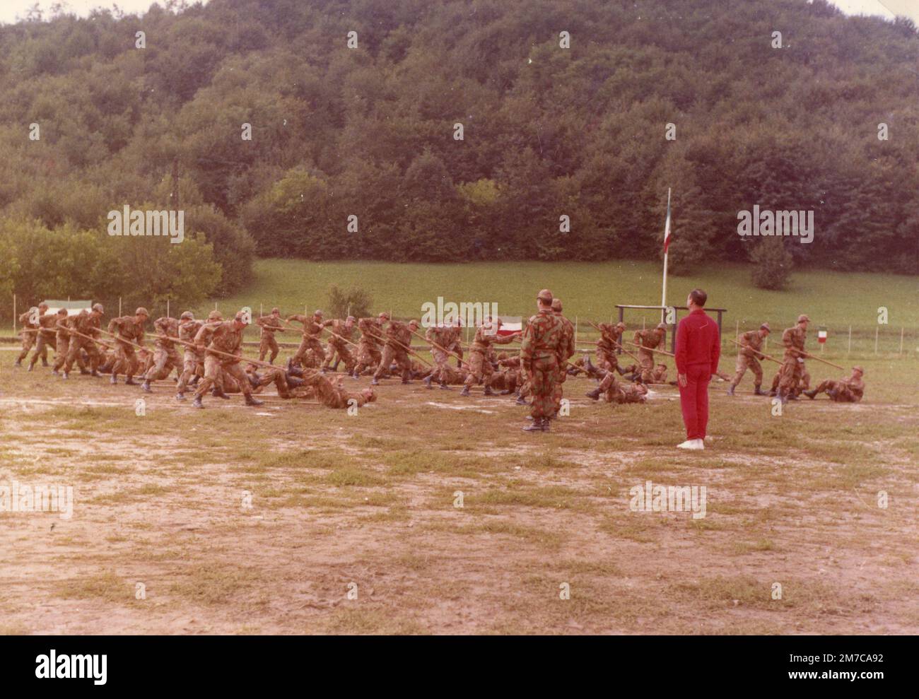 Formation militaire des chasseurs de troupes de l'unité militaire des Alpes, Italie 1950s Banque D'Images
