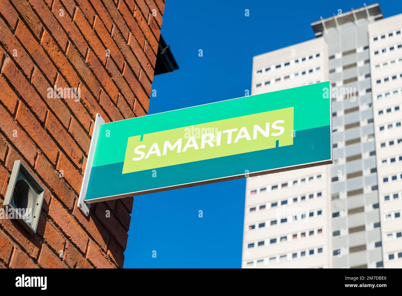 Panneau devant le bureau de Samaritans dans le centre-ville de Birmingham Banque D'Images