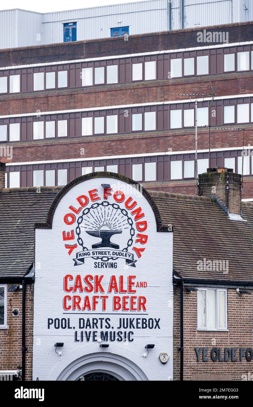 Centre-ville de Dudley où Nigel Farage a annulé son rassemblement du Parti du Brexit aujourd'hui 15 novembre 2019. Banque D'Images