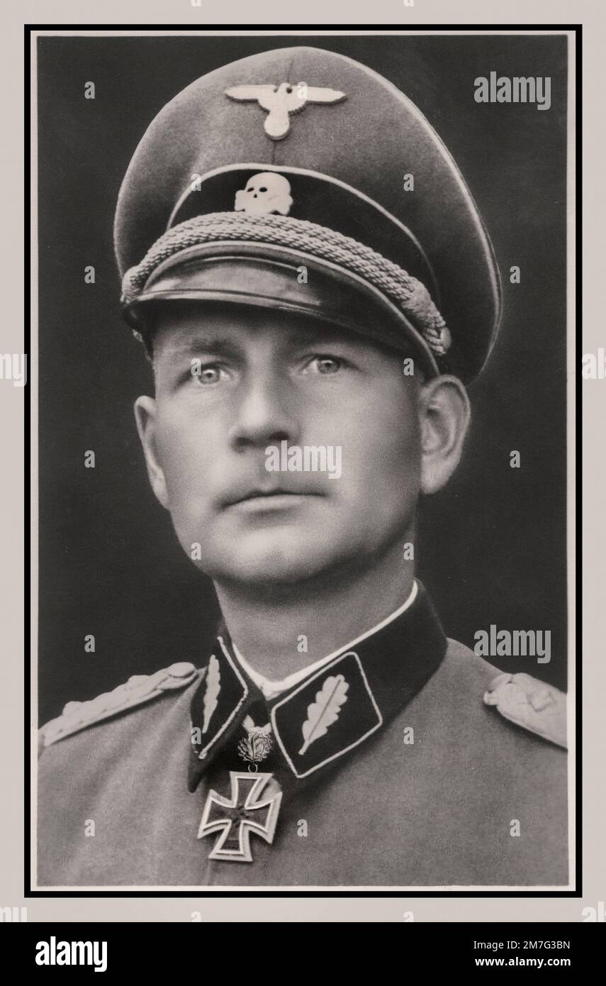 Otto Kumm officier Portrait Allemand nazi SS-Obersturmbannführer (lieutenant-colonel) commandant de la 7e brigade SS par des combats en 1944, il termine la guerre avec la croix de chevalier de la croix de fer médaille avec feuilles de chêne et épées Banque D'Images
