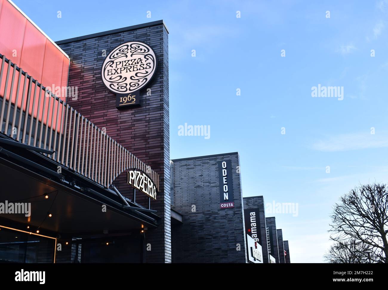 Restaurants au MK1 Shopping and Leisure Park, Milton Keynes avec espace copie. Banque D'Images