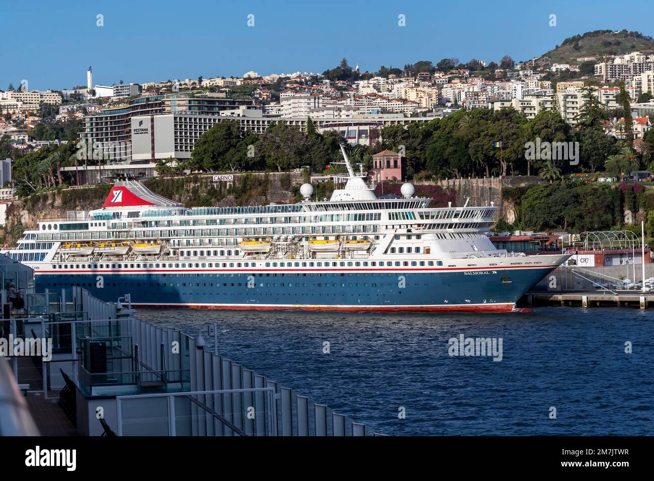 Fred. Olsen Cruise Lines, bateau de croisière Balmoral amarré à Funchal. Madère. Portugal. Banque D'Images