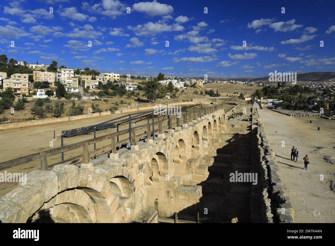 Vue sur le circuit de course hippique de Jerash, Jordanie, Moyen-Orient Banque D'Images