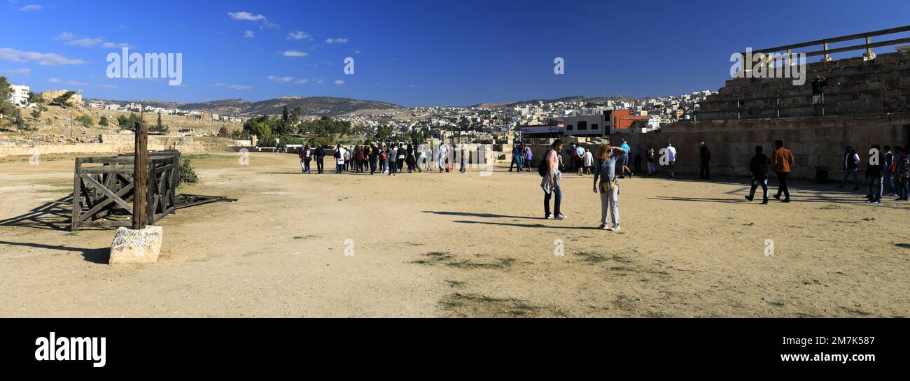Vue sur le circuit de course hippique de Jerash, Jordanie, Moyen-Orient Banque D'Images