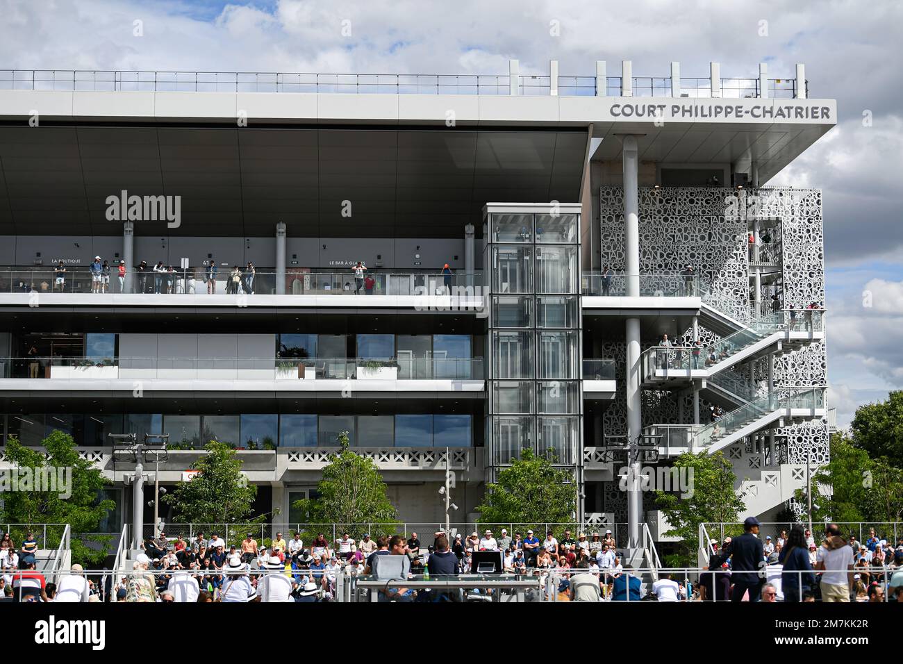 Court du centre de Roland-Garros, court Philippe Chatrier, tournoi de tennis Roland-Garros 2022 Banque D'Images