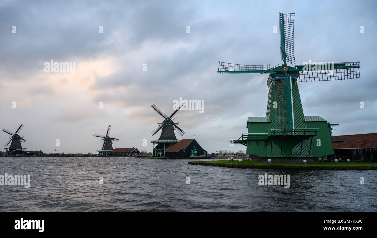 Moulins à vent historiques d'Amsterdam Banque D'Images