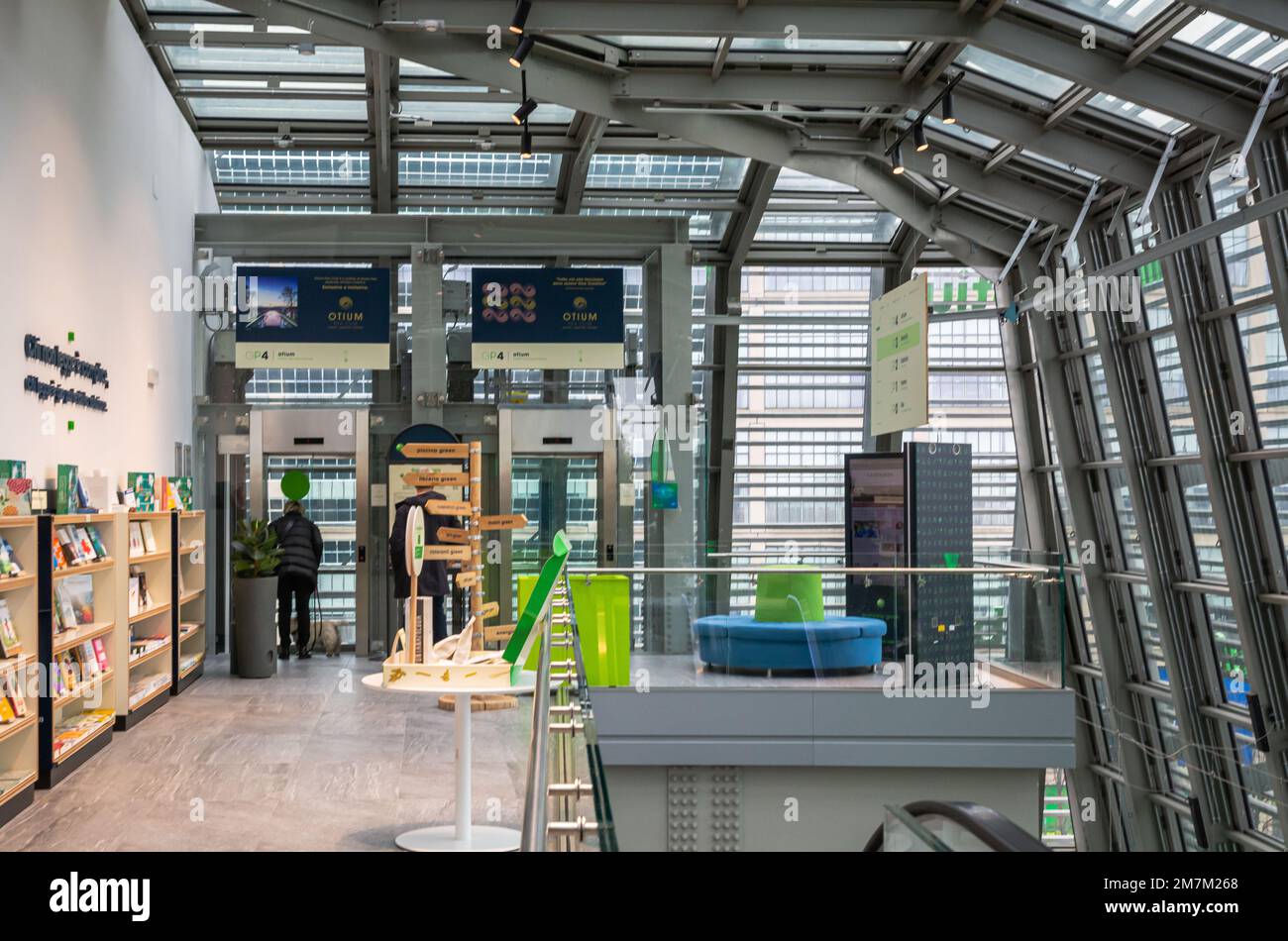 Green Pea Building : le premier centre commercial de produits bio-durables. Produits d'intérieur à vendre - Turin, Piémont, nord de l'Italie Banque D'Images