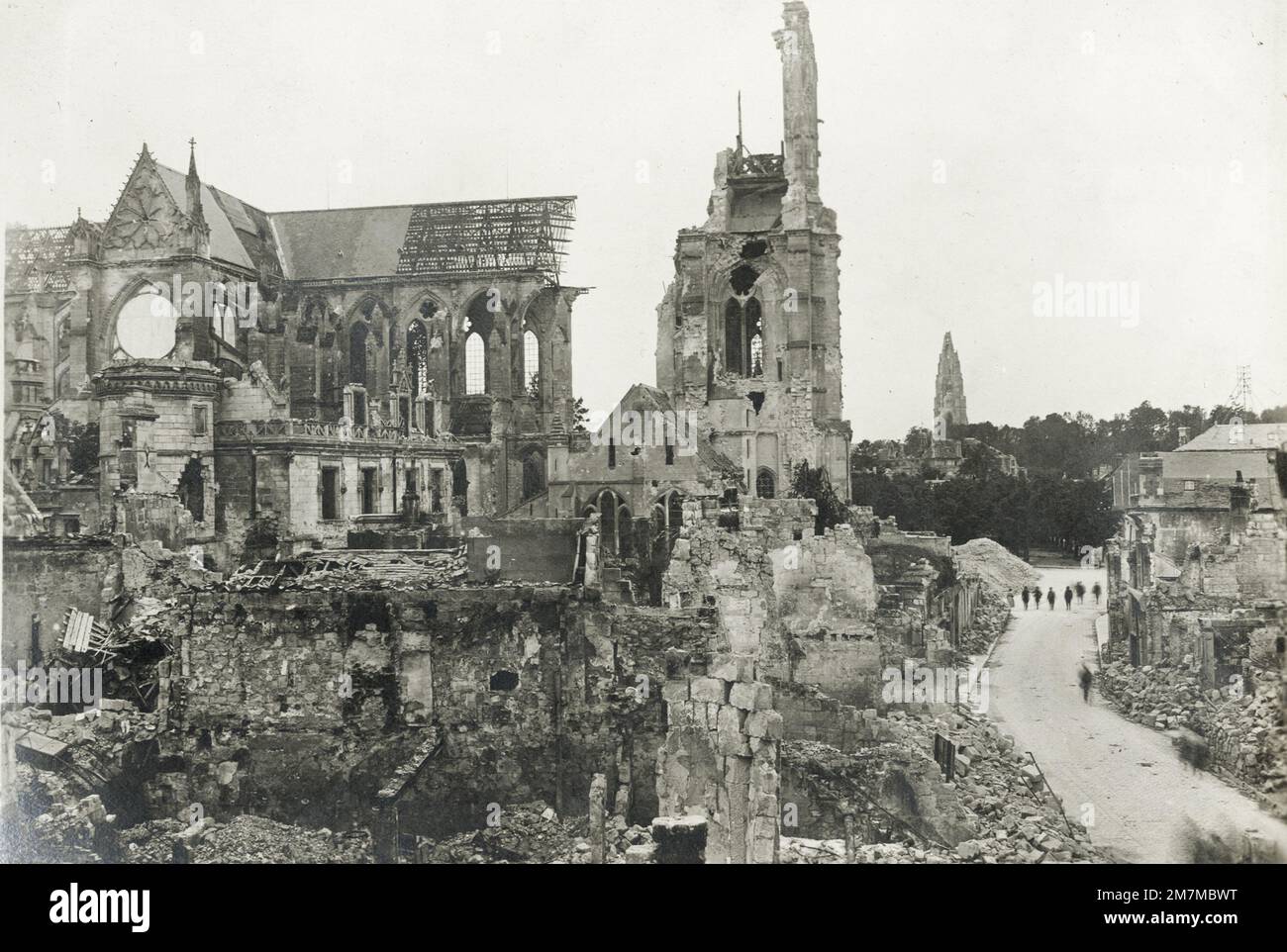 WW1 photo de la première Guerre mondiale - Cathédrale de Soissons en ruines, France Banque D'Images
