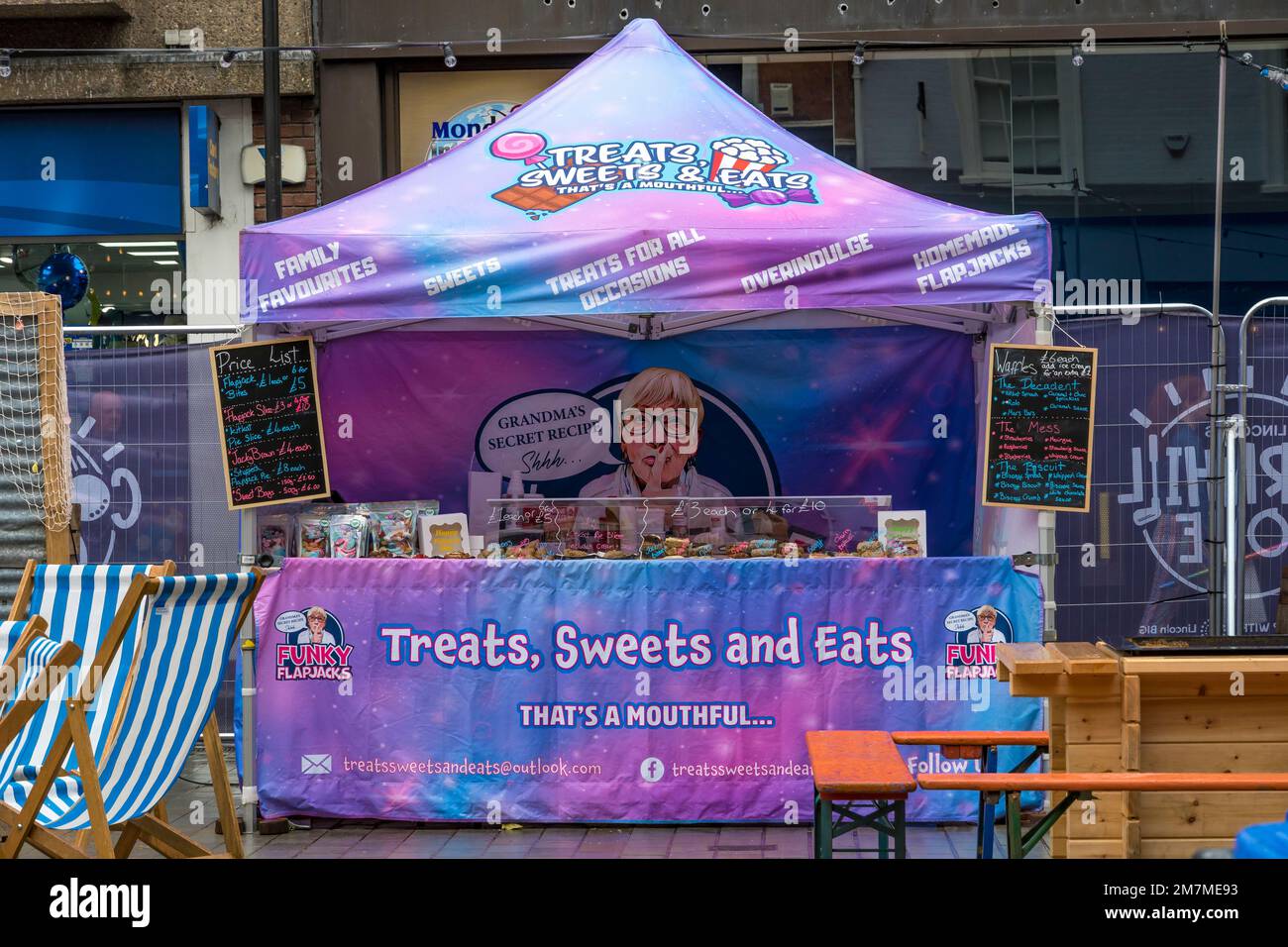 Stand vendant des produits sucrés, Lincoln 2022 Banque D'Images