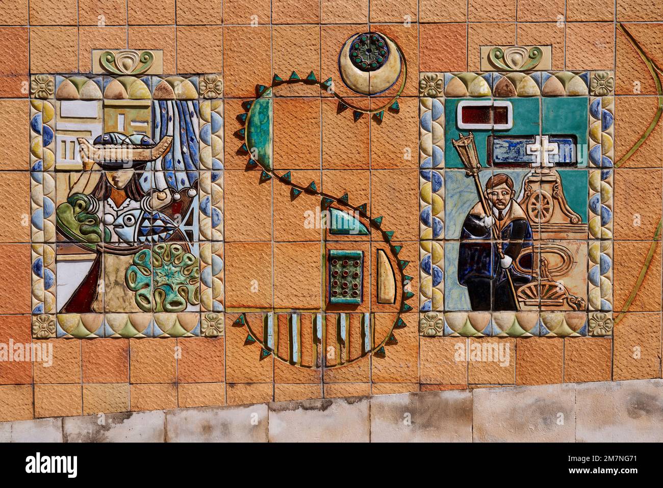 Carreaux de céramique, vente de poissons, clergyman, Aveiro, Portugal Banque D'Images