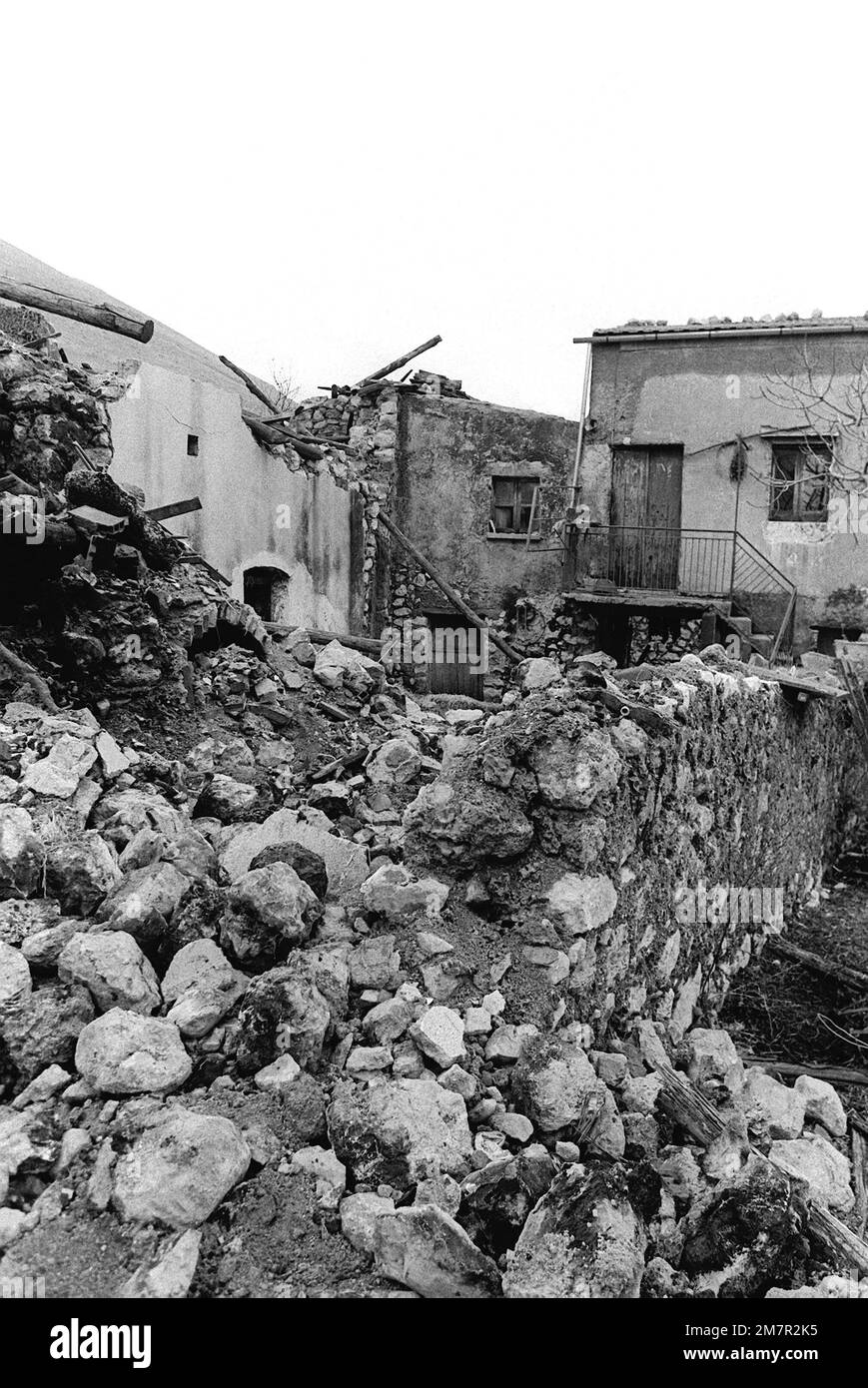 Destruction causée par un tremblement de terre majeur sur 23 novembre. Base: San Gregorio pays: Italie (ITA) Banque D'Images