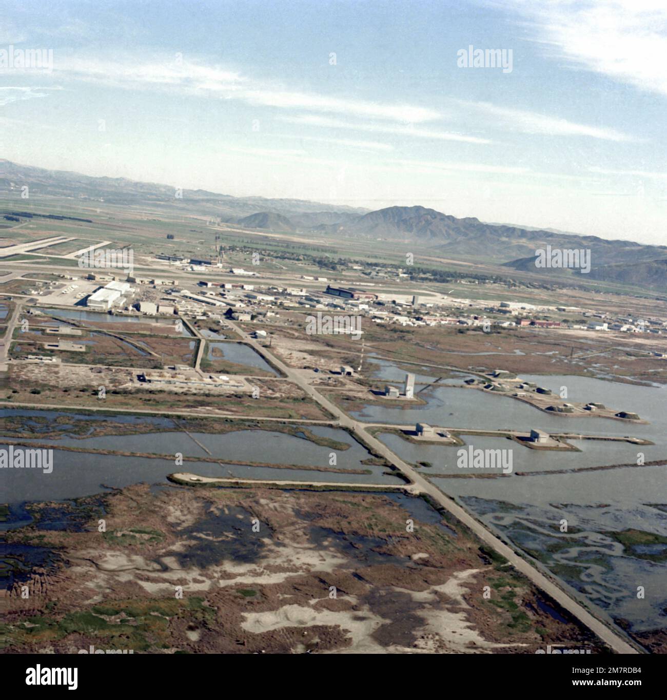 Vue aérienne de la lagune de Mugu au Centre d'essai des missiles du Pacifique. Base: Naval Air Station, point Mugu État: Californie (CA) pays: Etats-Unis d'Amérique (USA) Banque D'Images