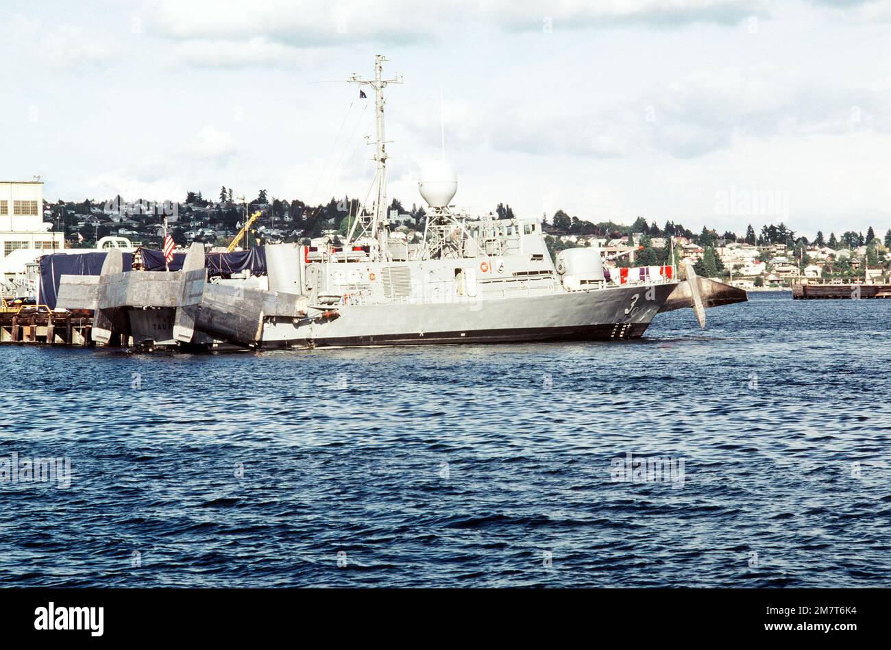 Chantier naval Puget Sound, Bremerton, Washington. Vue du quartier tribord de l'USS TAURUS (PHM 3) lors de sa cérémonie de mise en service. Base: Bremerton État: Washington (WA) pays: Etats-Unis d'Amérique (USA) Banque D'Images