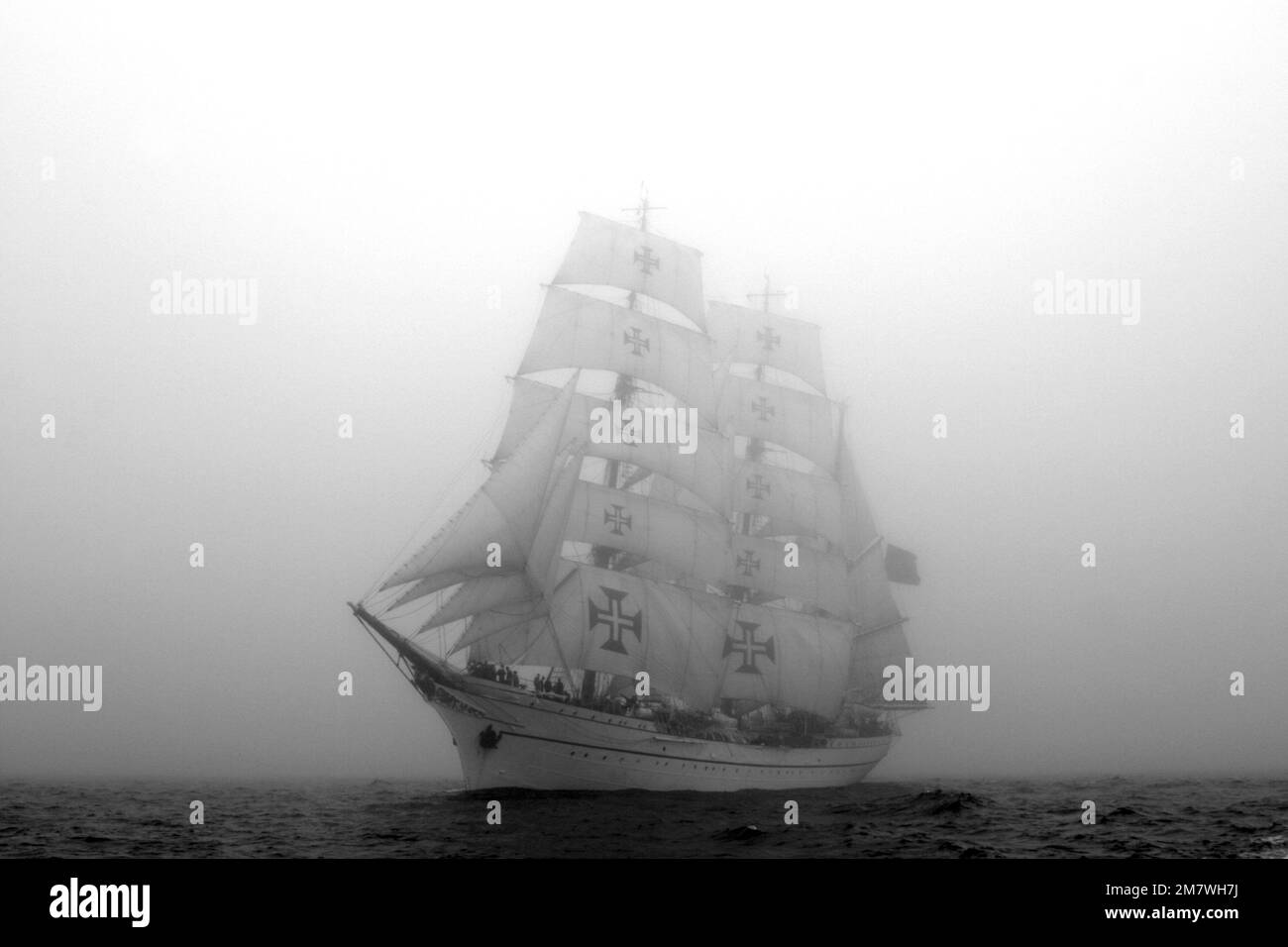 Navire haut de la marine portugaise Sagres II, départ de la course de Torbay, 2006 Banque D'Images