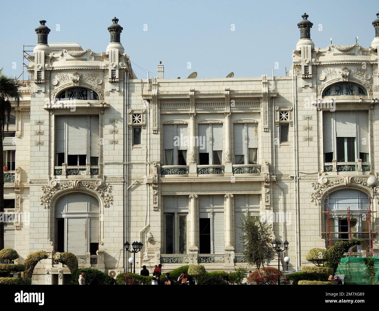 Le Caire, l'Egypte, 10 janvier 2023: Le palais Zafaran de Saffron, un palais royal égyptien construit en 1870, le traité anglo-égyptien de 1936 a été signé et 19 Banque D'Images