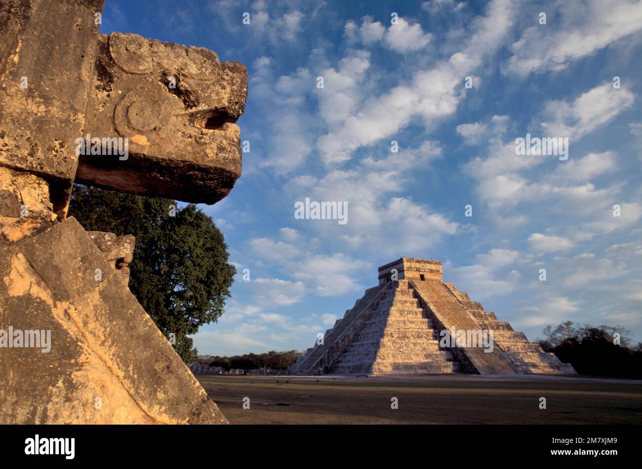 Pyramid de Kukukan, site Maya, site archéologique de Chichen Itza, Estado de Yucatan, Mexique Banque D'Images