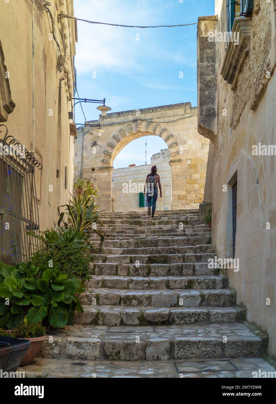 Matera (Basilicate) - le centre historique de la ville de pierre dans le sud de l'Italie, une attraction touristique pour la célèbre vieille ville de ssi, Murgia et le canyon de Gravina Banque D'Images