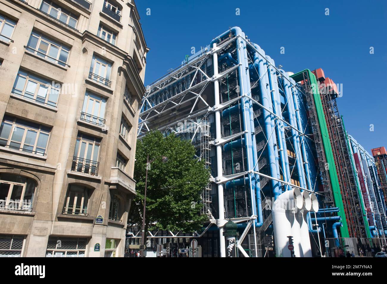 Centre culturel Pompidou également connu sous le nom de Beaubourg, Paris, France Banque D'Images