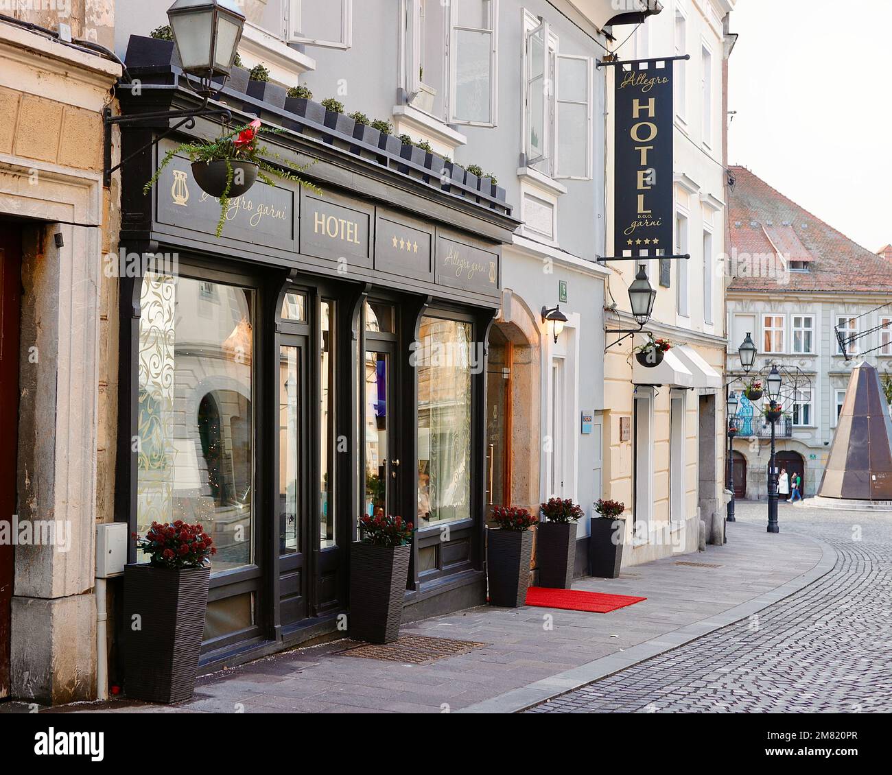 Situé dans le cœur historique de la capitale slovène, Ljubljana, l''Hotel Allegro propose un hébergement de luxe et un mobilier élégant Banque D'Images