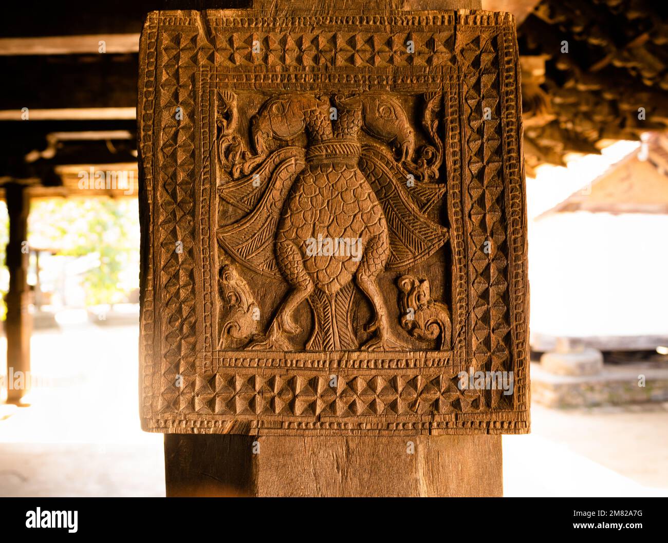 Il a été dit que l'Embekka Devalaya pourrait être le meilleur endroit au  monde, certainement au Sri Lanka pour voir les plus belles sculptures en  bois de l'ancien Photo Stock - Alamy