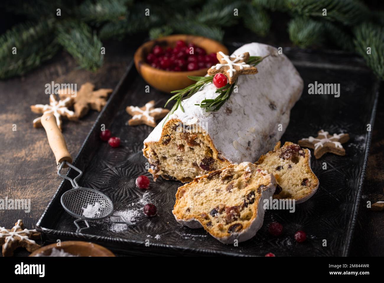 Stollen, gâteau de Noël traditionnel allemand festif Banque D'Images