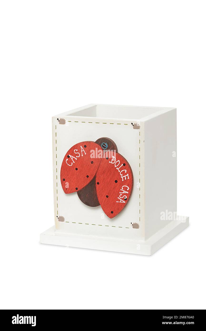 Gadgets en bois, gadgets en tissu et gadgets en céramique, de formes diverses. Arbre, porte-clés, nains, objets décoratifs, marionnettes, porte-bougie, antidérapant Banque D'Images