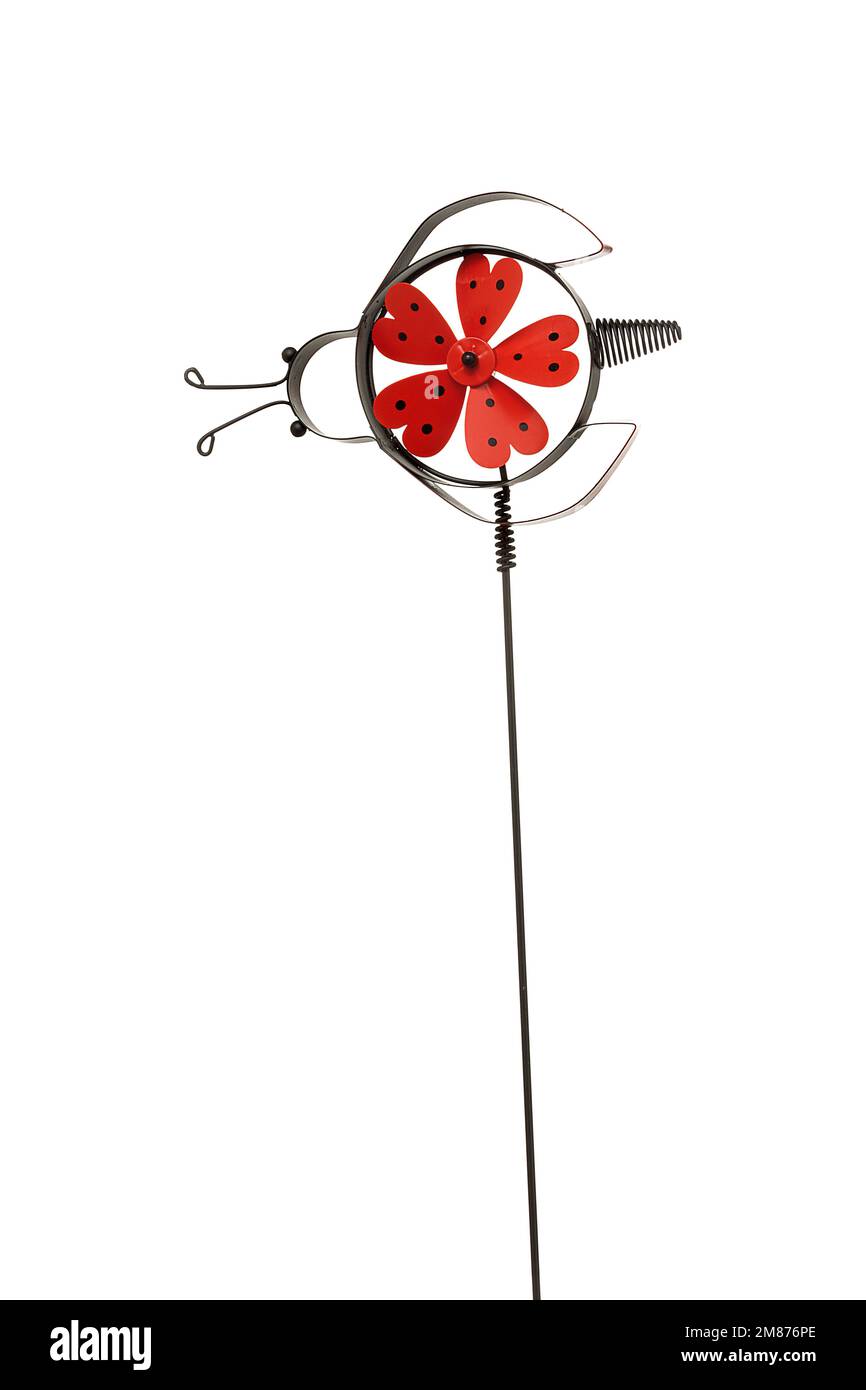 Gadgets en bois, gadgets en tissu et gadgets en céramique, de formes diverses. Arbre, porte-clés, nains, objets décoratifs, marionnettes, porte-bougie, antidérapant Banque D'Images