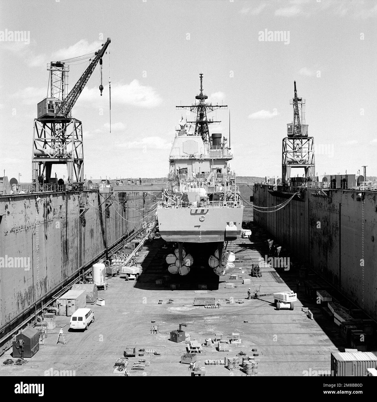 Une vue de poupe du croiseur de missiles guidé NORMANDY (CG-60) à 90 pour cent de la construction. Base: Bath État: Maine (ME) pays: Etats-Unis d'Amérique (USA) Banque D'Images