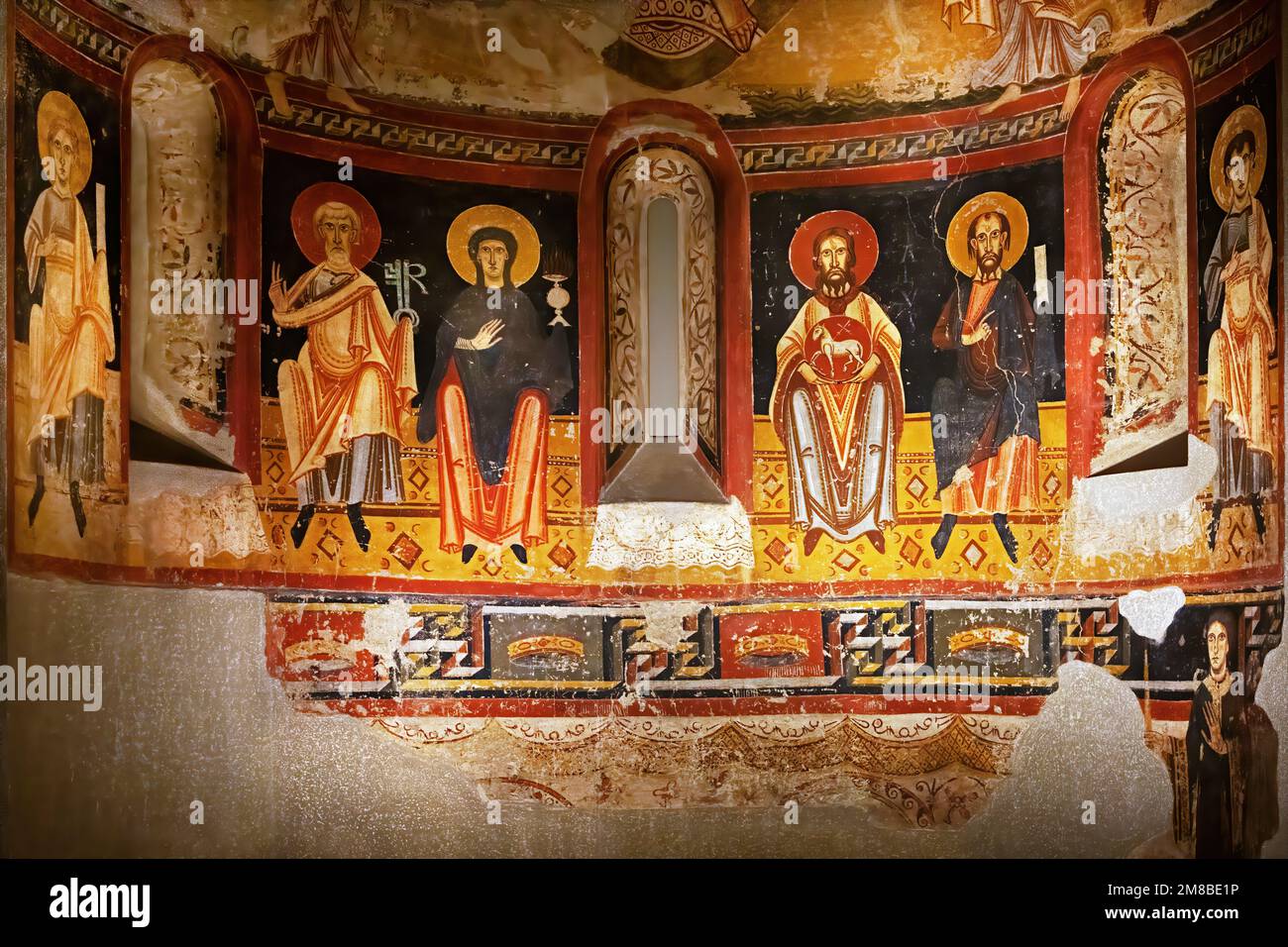 Fresque médiévale avec Saints. Du Musée national d'Art de Catalogne. Banque D'Images