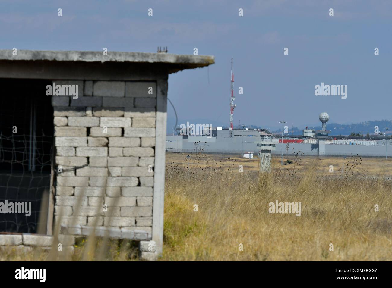 12 janvier 2023 à Almomoya de Juárez, Mexique : aspects de la maison que Joaquín Guzmán Loera 'El Chapo' utilisait il y a près de 8 ans pour s'échapper par un tunnel relié au Centre fédéral de réadaptation sociale No 1 'El Altiplano'. Sur 12 janvier 2023 à Almomoya de Juárez, México. (Photo par Arturo Hernández/Eyepix Group/Sipa USA) crédit: SIPA USA/Alay Live News Banque D'Images