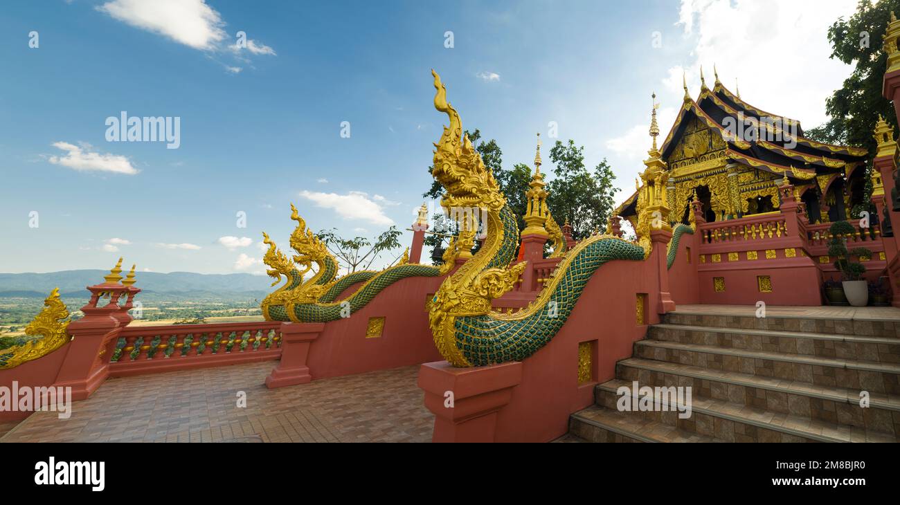 Lampang, Thaïlande. 22 novembre 2022. Wat Phra que Doi Phra Chan temple sur Doi Phra Chan montagne. Les destinations touristiques les plus populaires de Thaïlande. Banque D'Images