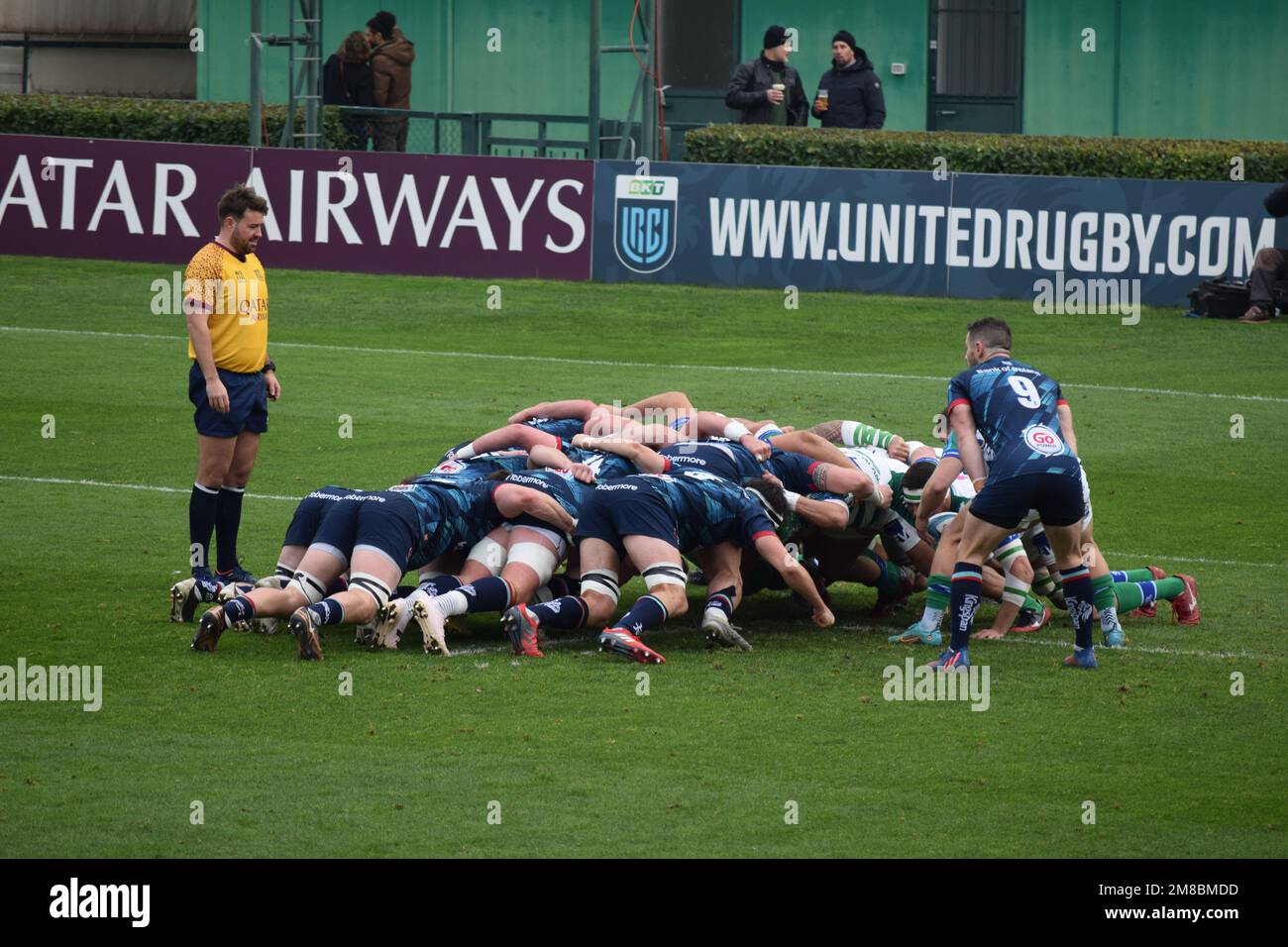 Scrum pendant Benetton / Ulster dans l'URC à Trévise, en janvier 2023 Banque D'Images