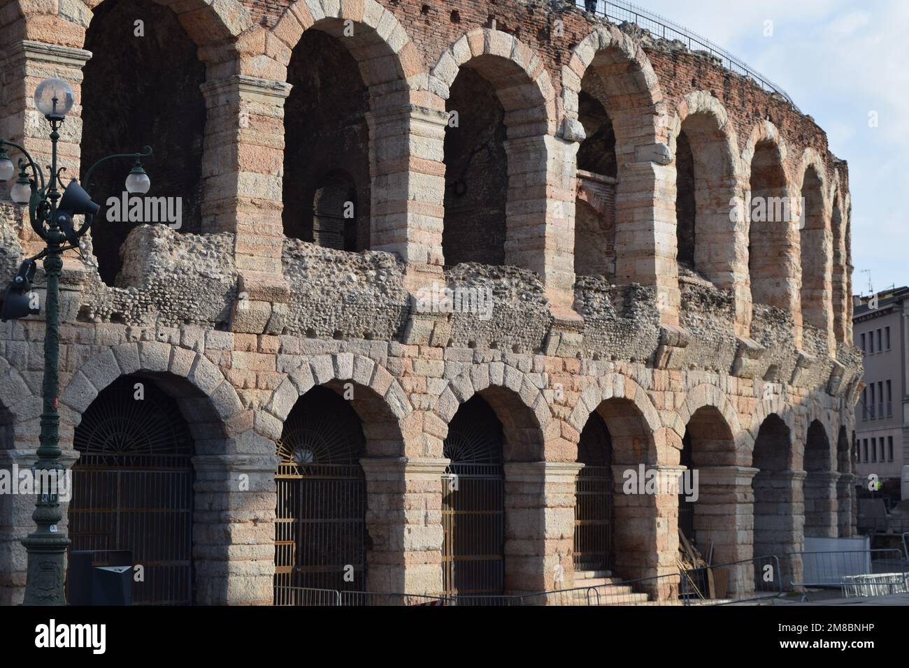 L'arène historique de Vérone en Italie, où se trouvent divers opéras et principales attractions touristiques Banque D'Images