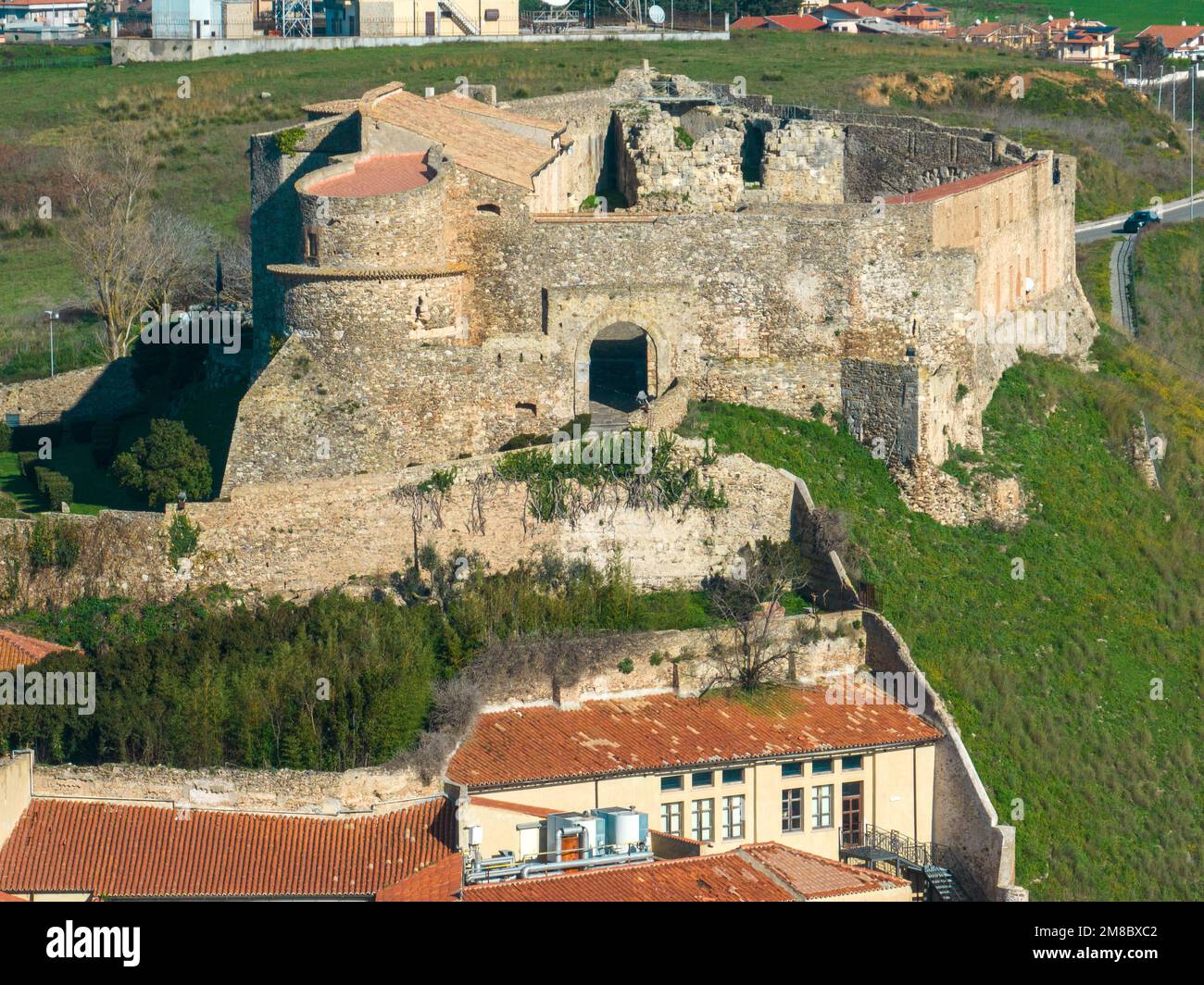 Vue aérienne du château normand de Souabe, Vibo Valentia, Calabre, Italie Banque D'Images