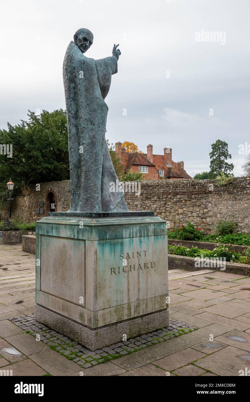 Statue de Saint Richard Chichester West Sussex Angleterre Banque D'Images