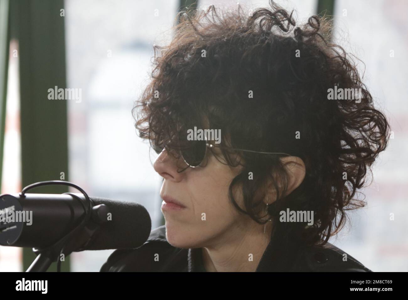 LP - Laura Pergolizzi filme une session à Brooklyn, New York Banque D'Images