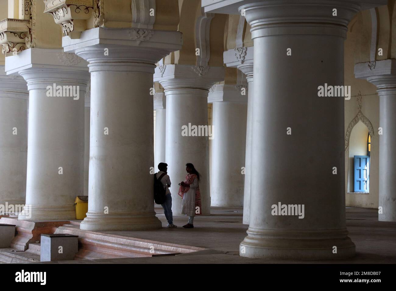 Madurai, Tamil Nadu, Inde. 13th janvier 2023. Vue sur Thirumalai Nayakar Mahal à Madurai, Tamilnadu. Représentant le style Saracenic de l'architecture, il a été construit pendant la domination de la dynastie Nayak et est largement considéré comme le monument le plus illustre construit par la dynastie Madurai Nayak. (Credit image: © Sri Loganathan/ZUMA Press Wire) USAGE ÉDITORIAL SEULEMENT! Non destiné À un usage commercial ! Banque D'Images