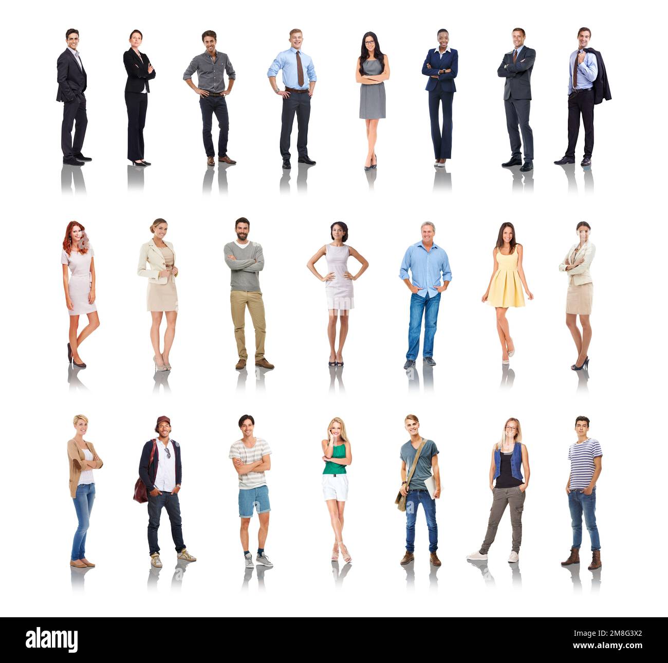 Diversité, employés différents et professionnels se tenant sur fond blanc pour l'emploi ou les qualifications. Les gens, les travailleurs heureux et la carrière Banque D'Images