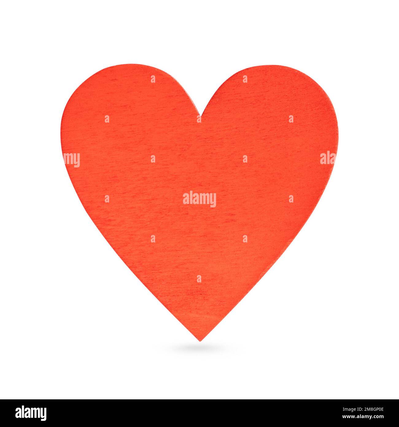 Forme de coeur rouge en bois isolée sur fond blanc Banque D'Images